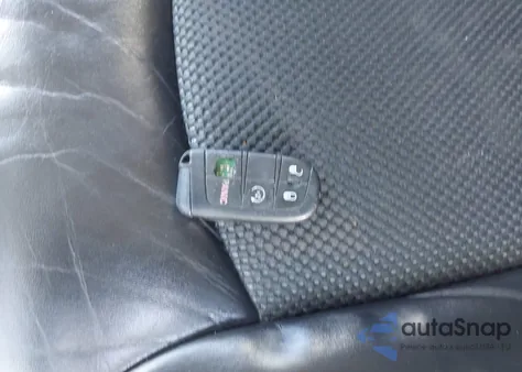 2014 Dodge Journey Crossroad z USA, uszkodzony, nr VIN 3C4PDCGG4ET311982